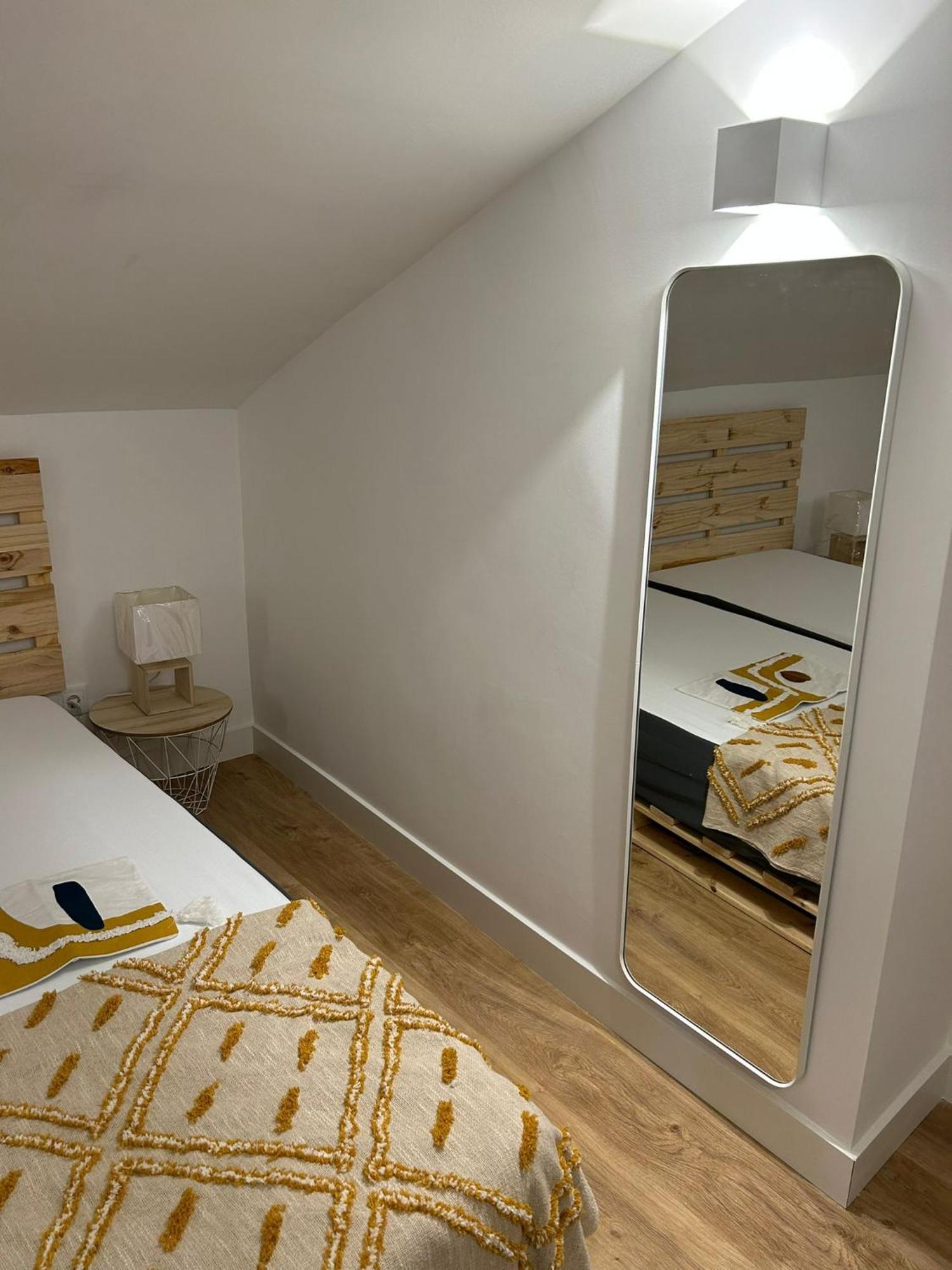 Lisbon, T2 Renewed Duplex With River View, Beato, Lisboa المظهر الخارجي الصورة